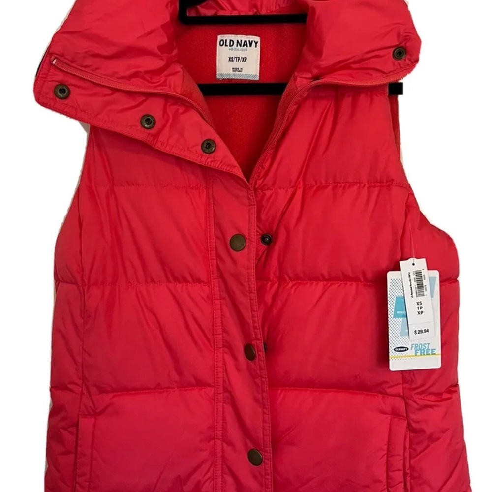 NWT WOMENS OLD NAVY FROST FREE PUFFER‎ VEST PINK/CORAL SIZE XS